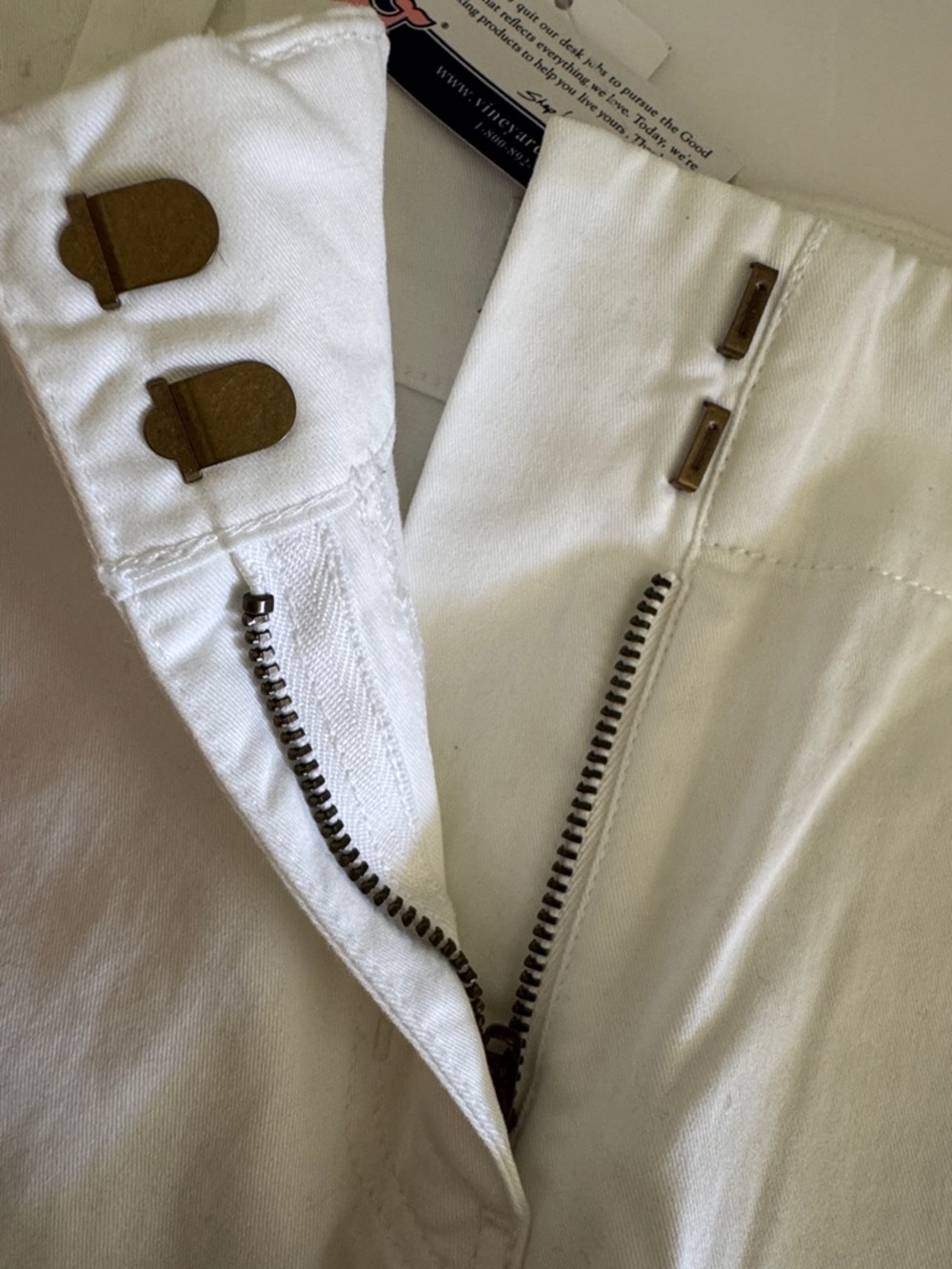 Vineyard Vines White Women's Chino Shorts - Picture 10 of 10